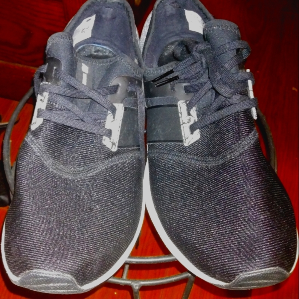 Women's New Balance shoes